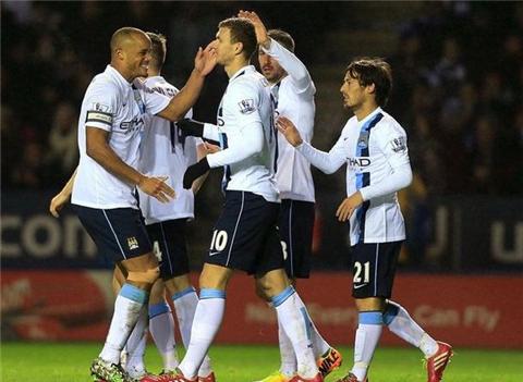 那个拥抱是整场最暖的一幕