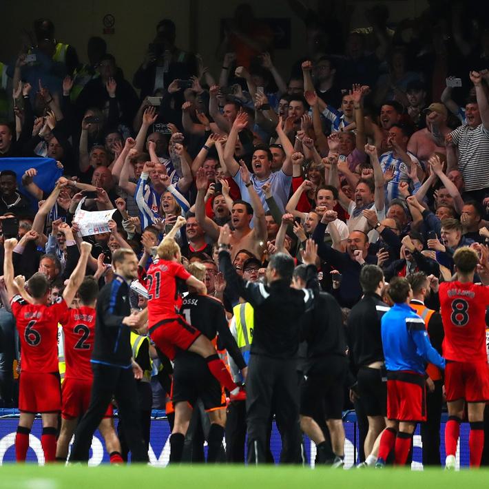 杜兰特连续得分，全队士气高涨